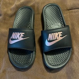Nike slides